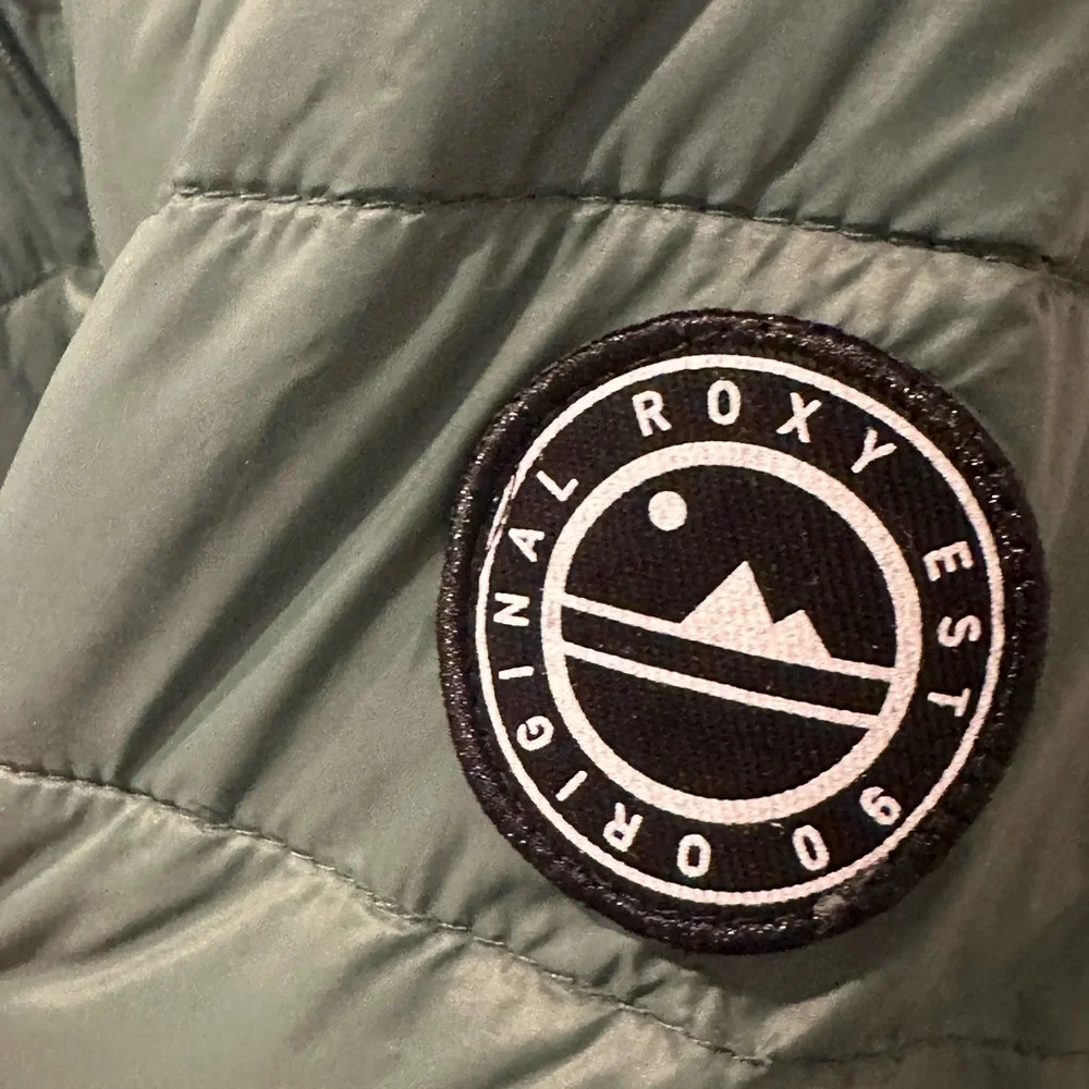 Green Quilted Roxy Puffer Jacket - Picture 5 of 6